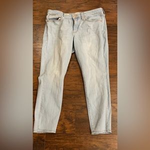 Universal Thread Mid-Rise Skinny Jeans